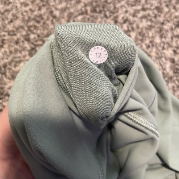 Lululemon Align Leggings - Picture 4 of 5